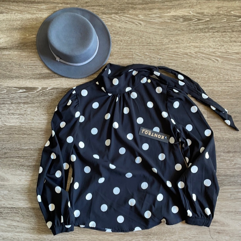 New Black and White Blouse